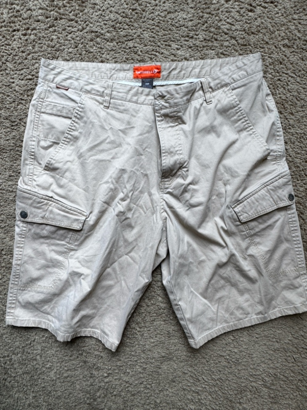 Merrell Men's Beige Cargo Shorts with Flap Pockets